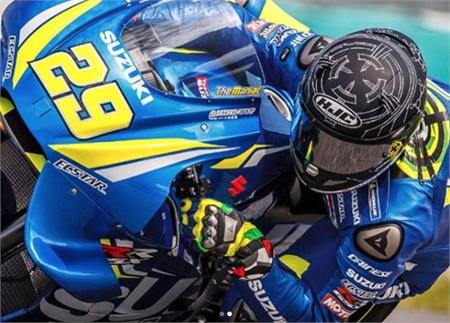 Suzuki Moto Gp Hjc HJC Helmets Sponsors MotoGP Rider Andrea Iannone!