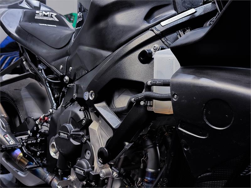 Eazi-Grip_SMR Racing BMW